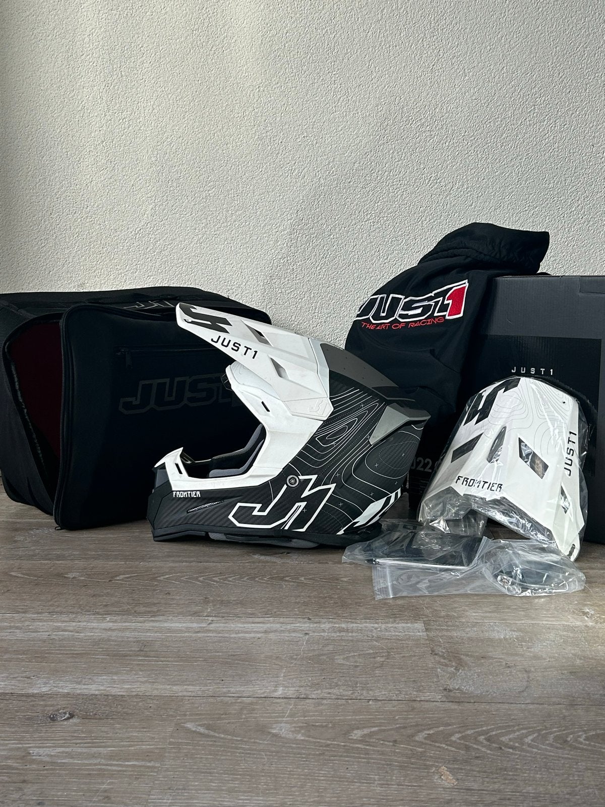 Just1 J22 Carbon offroadhelm (M) met goggles - Z.G.A.N., Overige merken, M, Offroadhelm, Ophalen of Verzenden