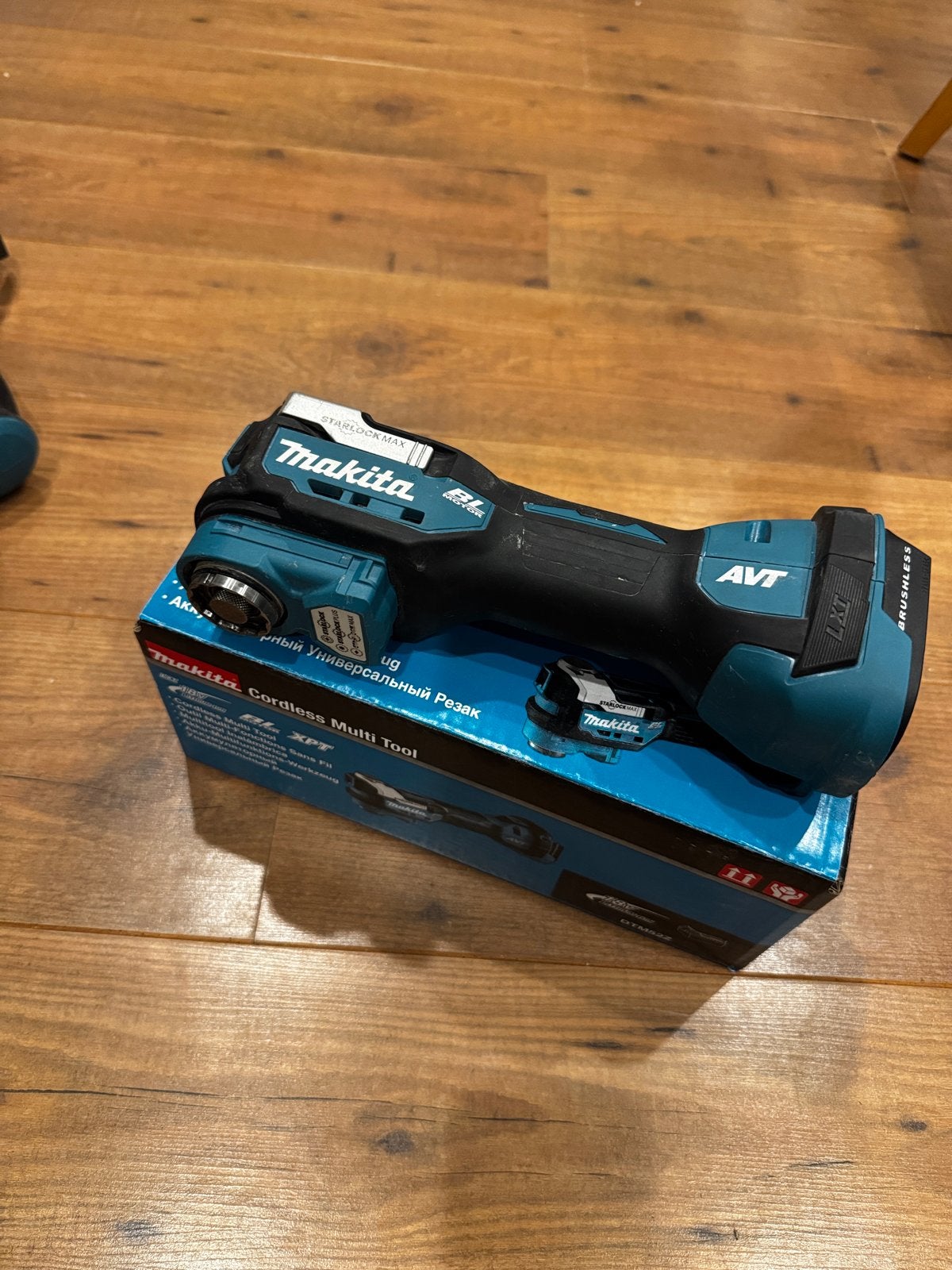 Makita DTM52 18V Accu Multitool - Zo goed als nieuw, Ophalen, Zo goed als nieuw, Multitool, Makita