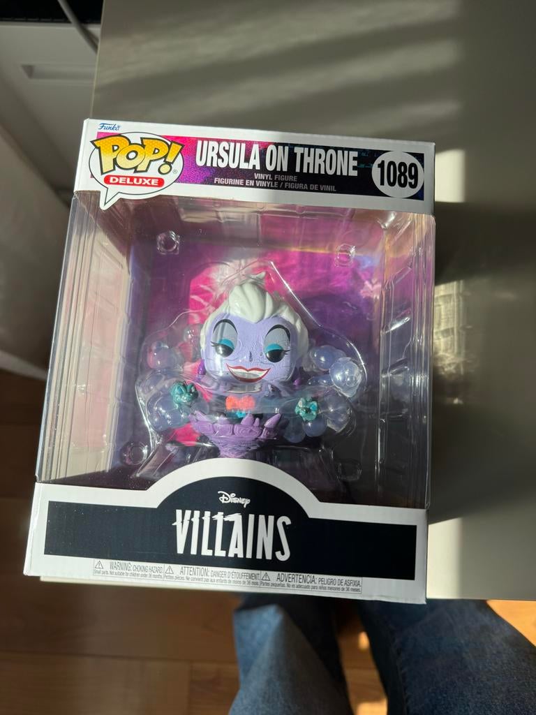 Funko Pop! Deluxe Ursula on Throne 1089 Disney Villains, Ophalen of Verzenden, Nieuw