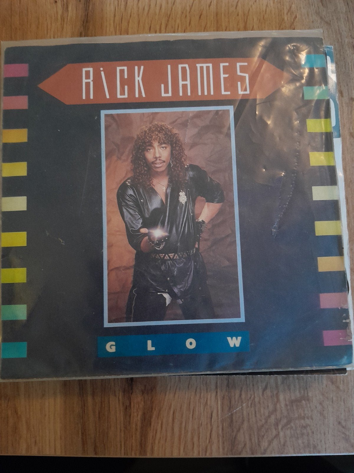 rick james 7 inch glow, Ophalen of Verzenden, Zo goed als nieuw, Pop