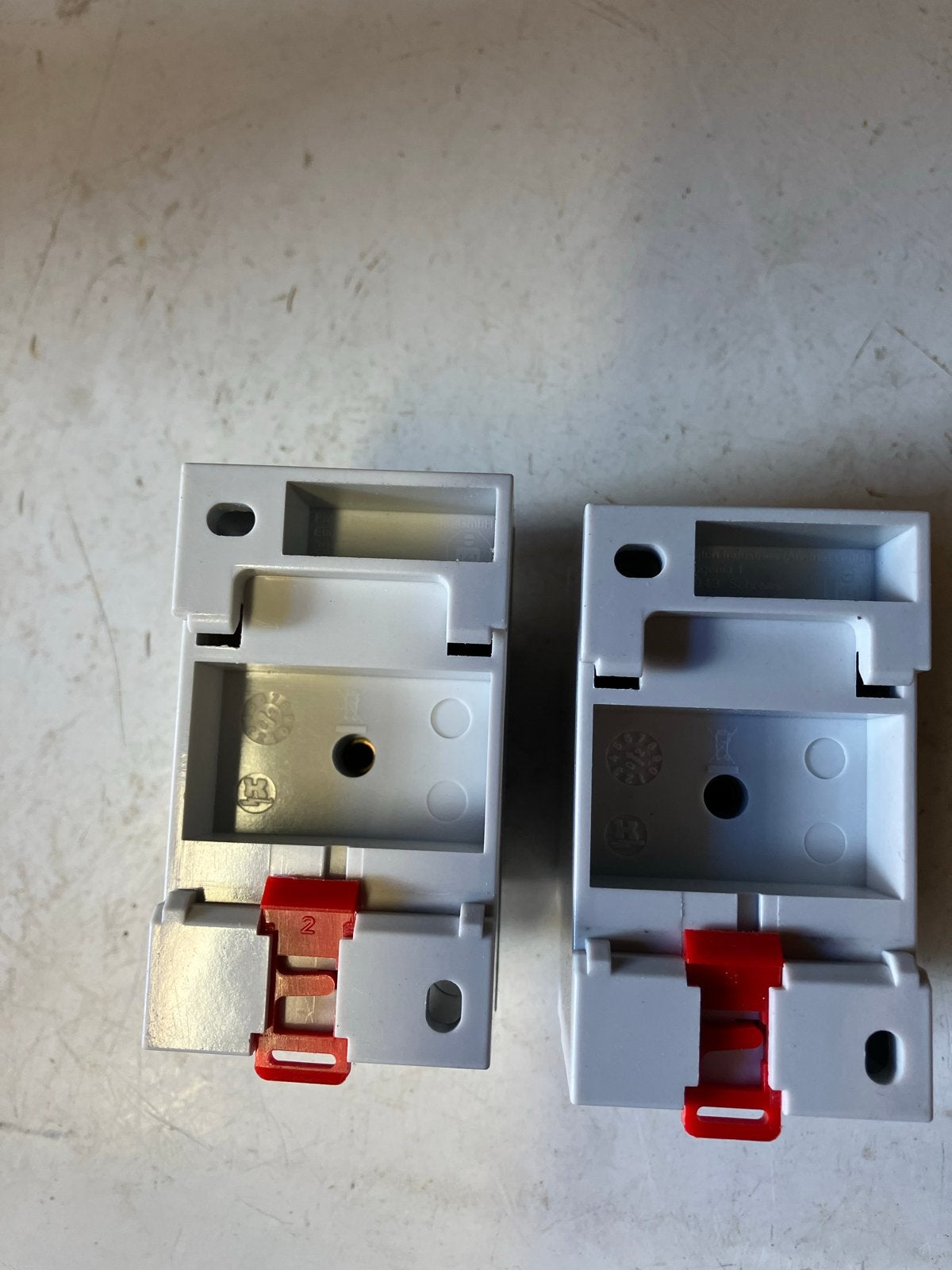 2x DIN-rail stopcontact - EATON, Ophalen of Verzenden, Nieuw, Eaton, Stopcontact