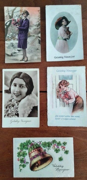 5 oude anzichtkaarten / nieuwjaarskaarten - Gelopen en Ongel, Verzamelen, Ophalen of Verzenden, 1940 tot 1960, Gelopen, Noord-Holland
