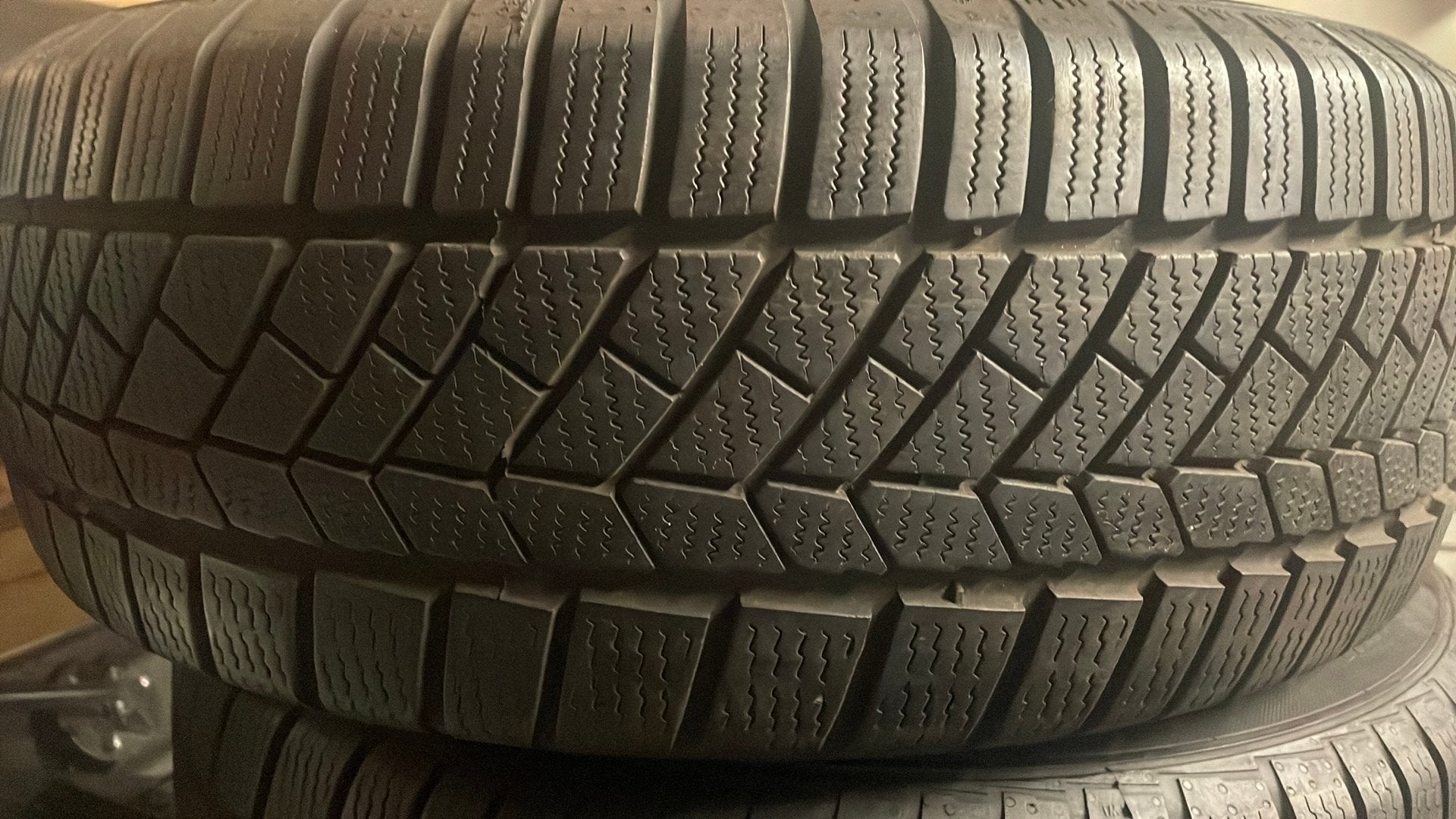 Conti winterbanden 5,5-6mm profiel, Ophalen, 16 inch, Banden en Velgen, 205 mm