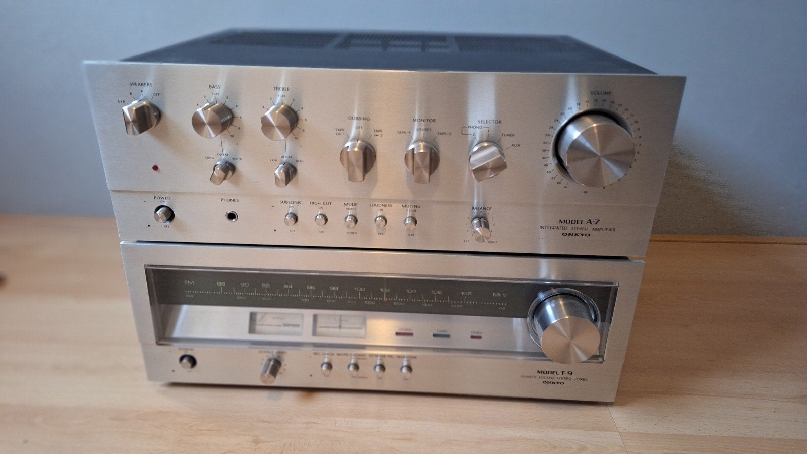 Onkyo A-7 versterker + T-9 tuner, Ophalen, Gebruikt, 120 watt of meer, Stereo