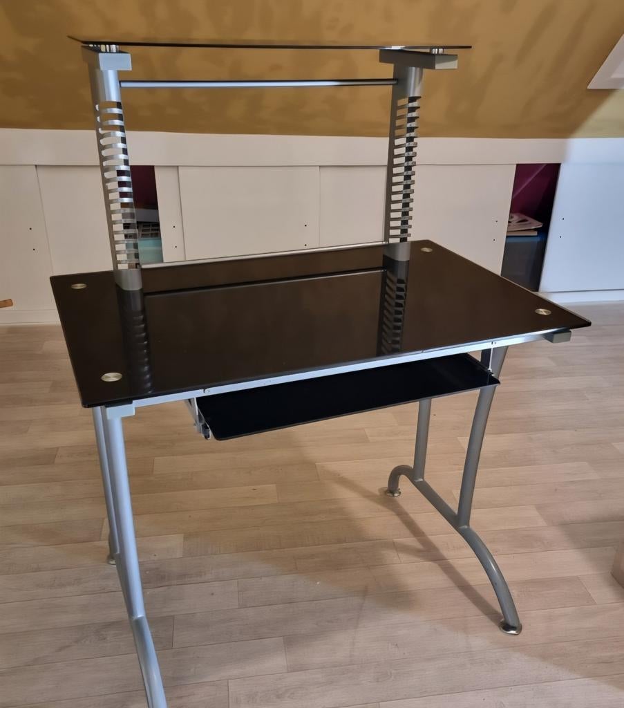 Glazen Bureau met Uitschuifbaar Toetsenbordblad, Huis en Inrichting, Kasten | Computermeubels, Gebruikt, Modern, Functioneel, Ophalen of Verzenden