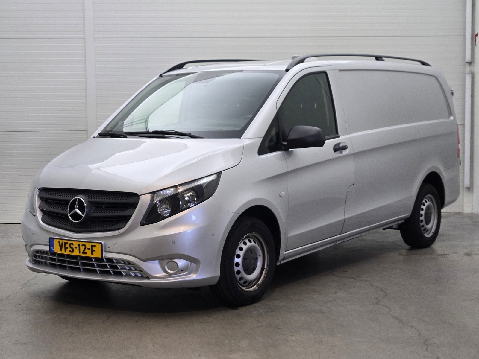 Mercedes-Benz Vito 114 CDI Lang 2020, Auto's, Bestelauto's, 136 pk, Gebruikt, Euro 6, 4 cilinders