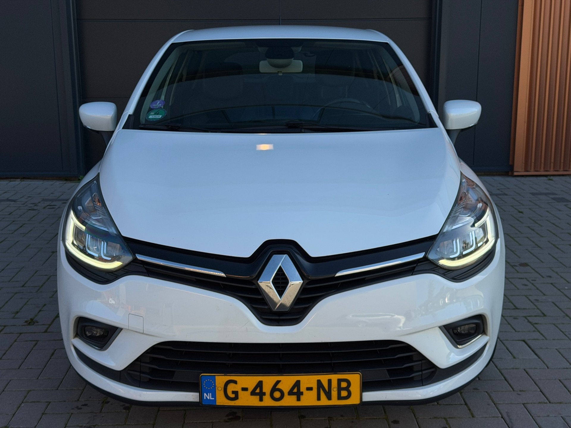 Renault Clio 0.9 TCe Limited|100% Onderhouden|Pearl White|St, 898 cc, Gebruikt, Handgeschakeld, 3 cilinders