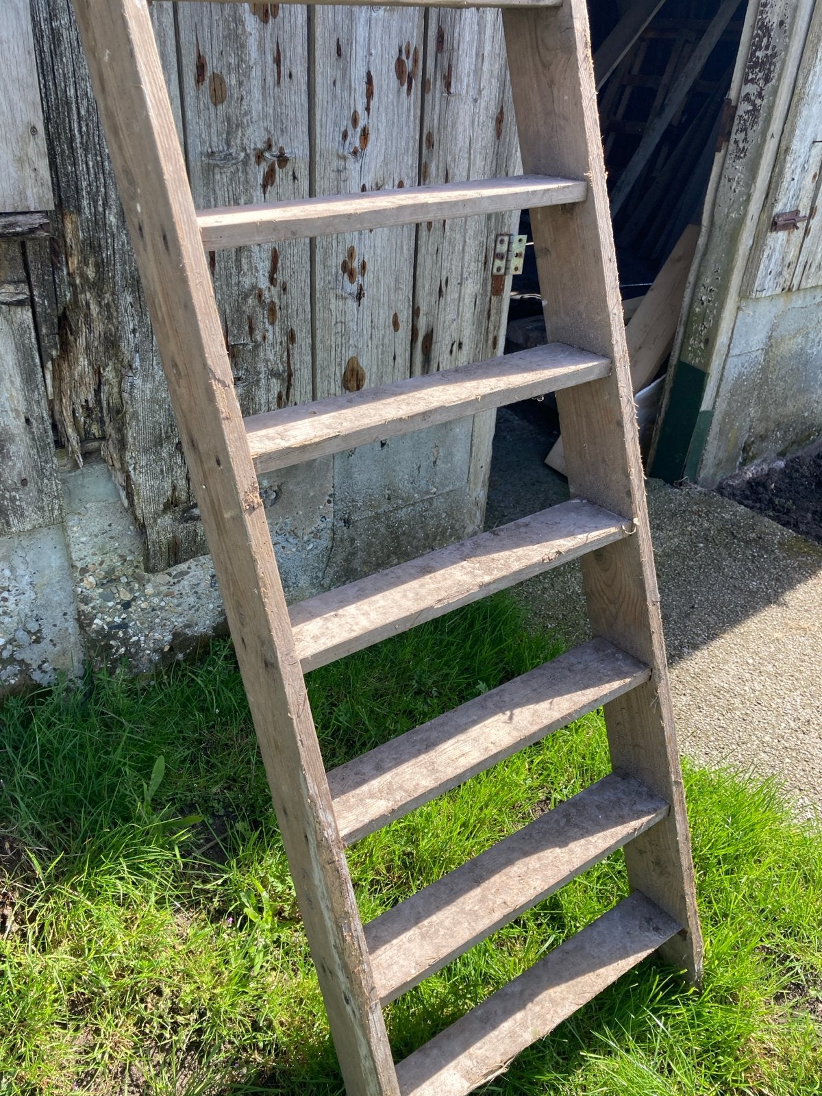 Oude houten ladder, decoratief of voor lichte klusjes, Ophalen, Gebruikt, Ladder, 2 tot 4 meter