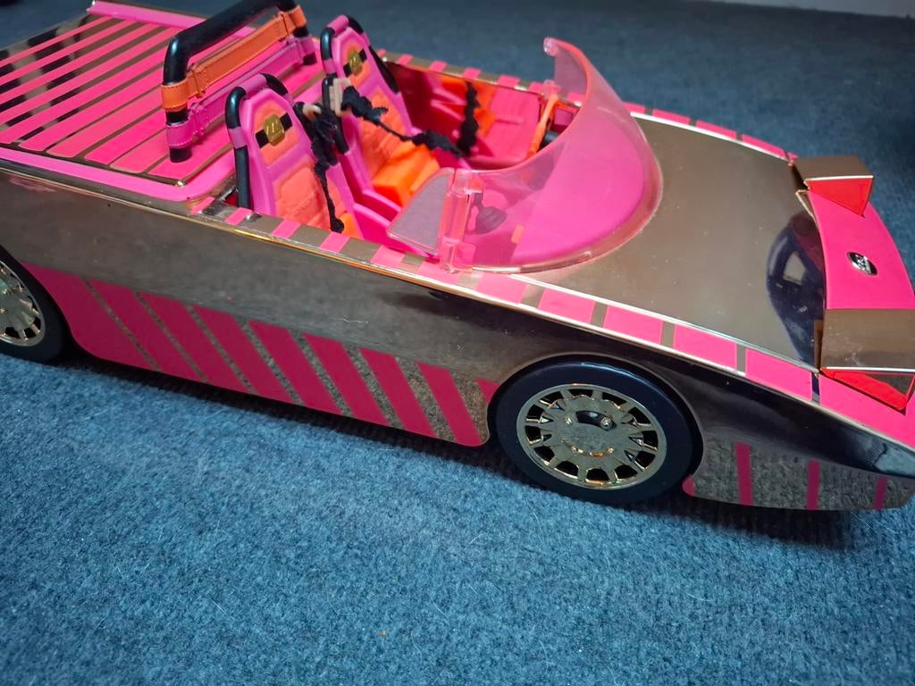 LOL Surprise Camper en Auto met Accessoires, Ophalen of Verzenden, Zo goed als nieuw