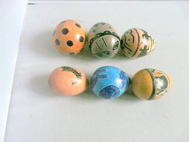 Stenen eieren met kunst beschilderd - 6 stuks., Antiek en Kunst, Curiosa en Brocante, Ophalen of Verzenden