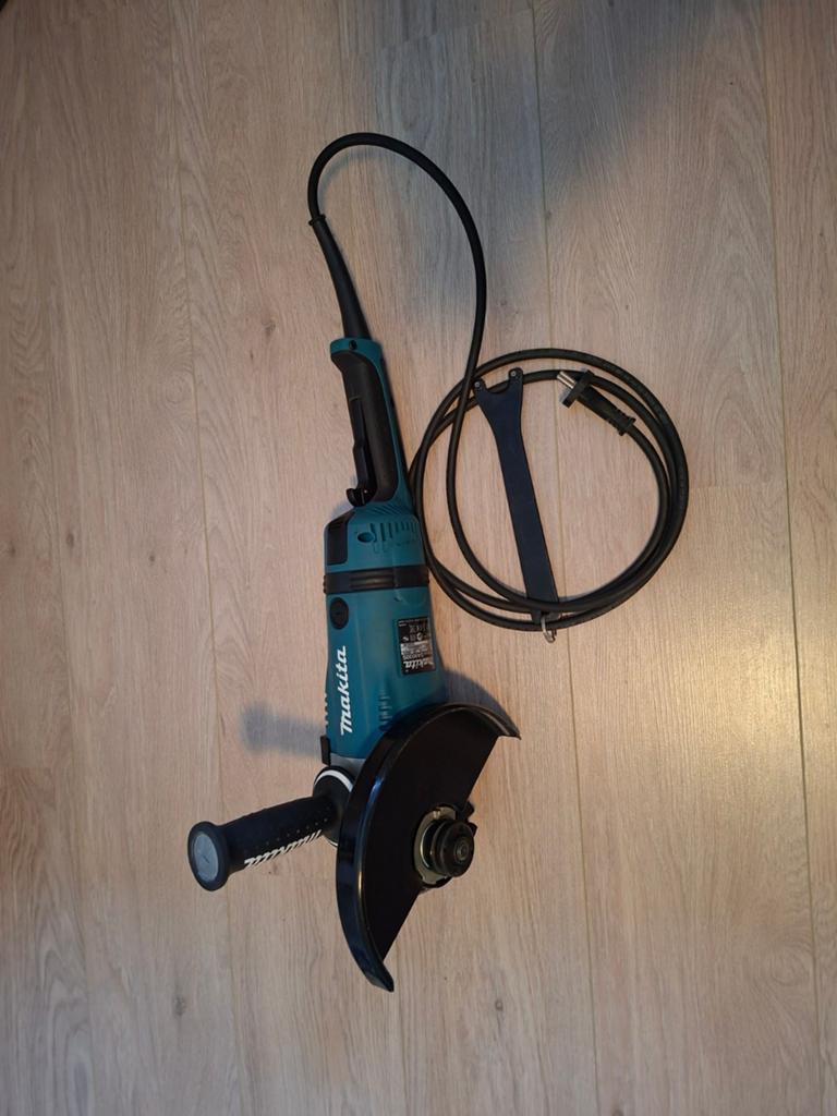 Makita GA9030S Haakse Slijper 230mm 2400W, Ophalen, 1000 watt of meer, Haakse handslijpmachine