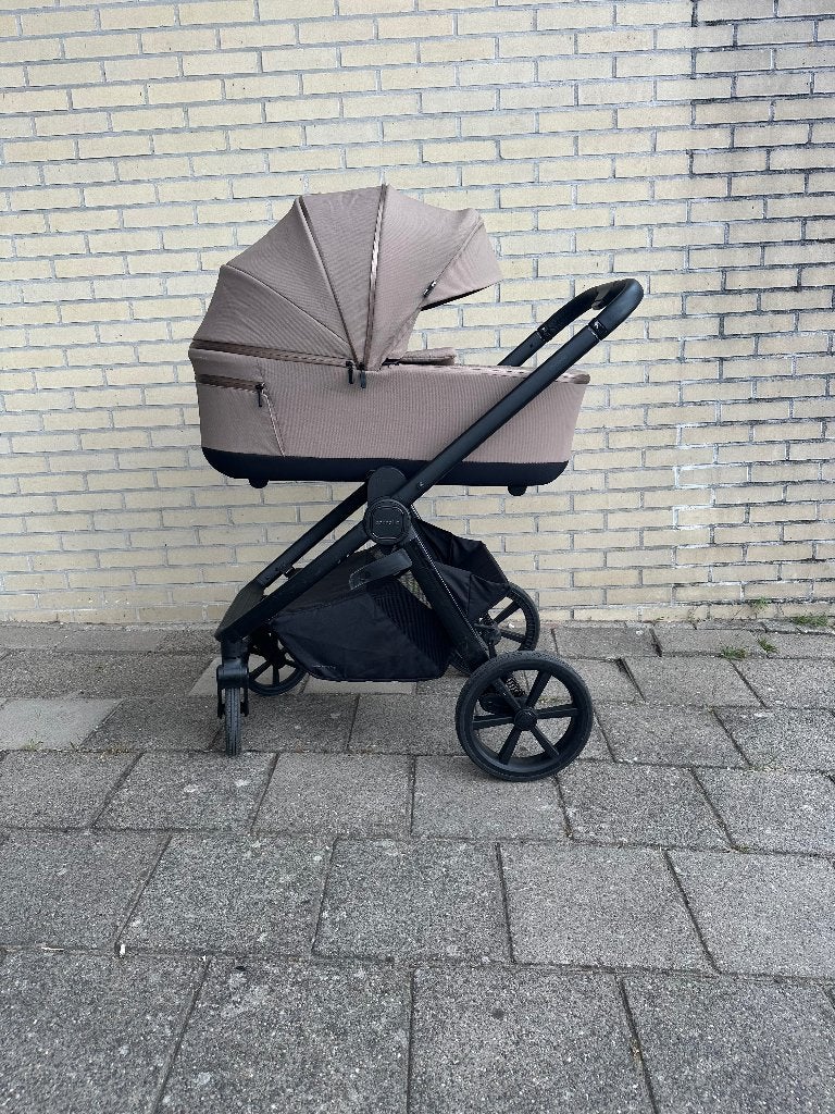 Kinderwagen Carrello Omega, Gebruikt, Combiwagen, Verstelbare duwstang, Ophalen