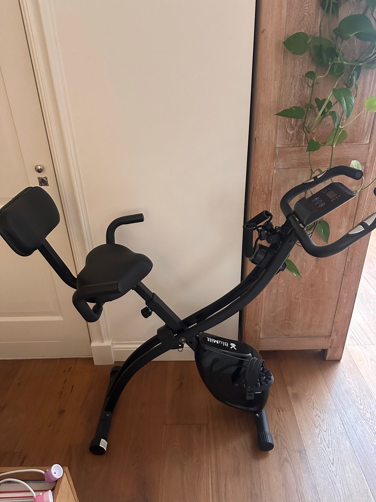 Blumill Hometrainer - Opvouwbaar en Comfortabel, Ophalen, Zo goed als nieuw, Metaal, Benen