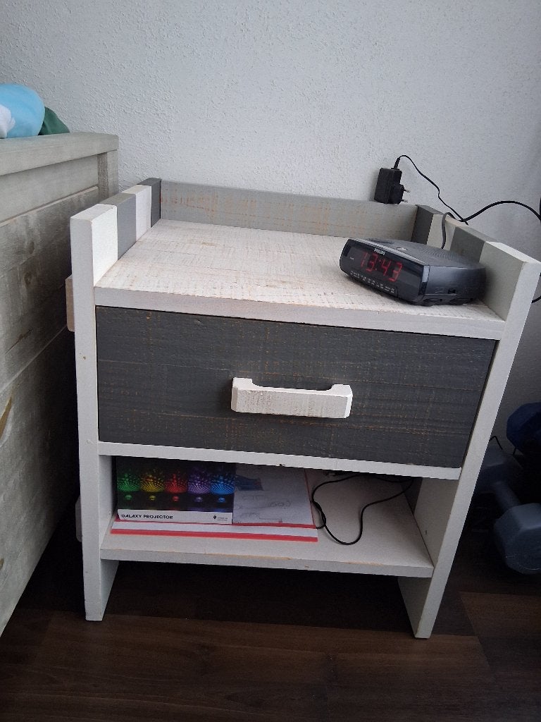 Uniek nachtkastje van steigerhout met lade en plank, Ophalen, Gebruikt, Minder dan 45 cm, 55 tot 70 cm