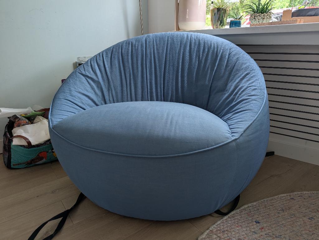 Moooi Hana Fauteuil Swivel (draaistoel) blauw, Ophalen, Gebruikt, Overige materialen, 75 tot 100 cm