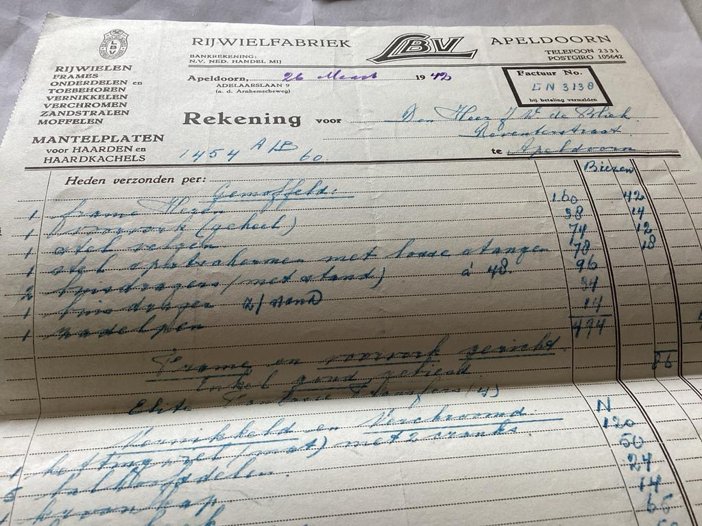 Oude Rekening Rijwielfabriek LBV Apeldoorn 1943, Verzamelen, Ophalen of Verzenden, 1940 tot 1960, Nederland, Knipsel(s)