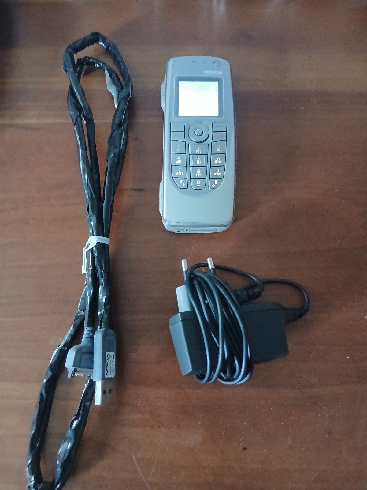 Nokia Communicator 9300i met lader en datakabel, Telecommunicatie, Mobiele telefoons | Nokia, Gebruikt, Zonder abonnement, Zonder simlock