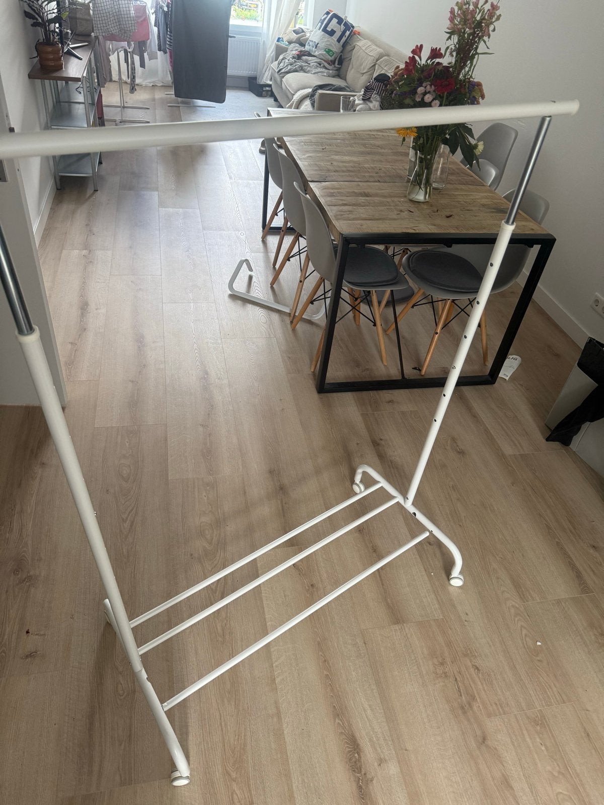 Ikea Kledingrek - mist één schroef, Ophalen of Verzenden, Gebruikt