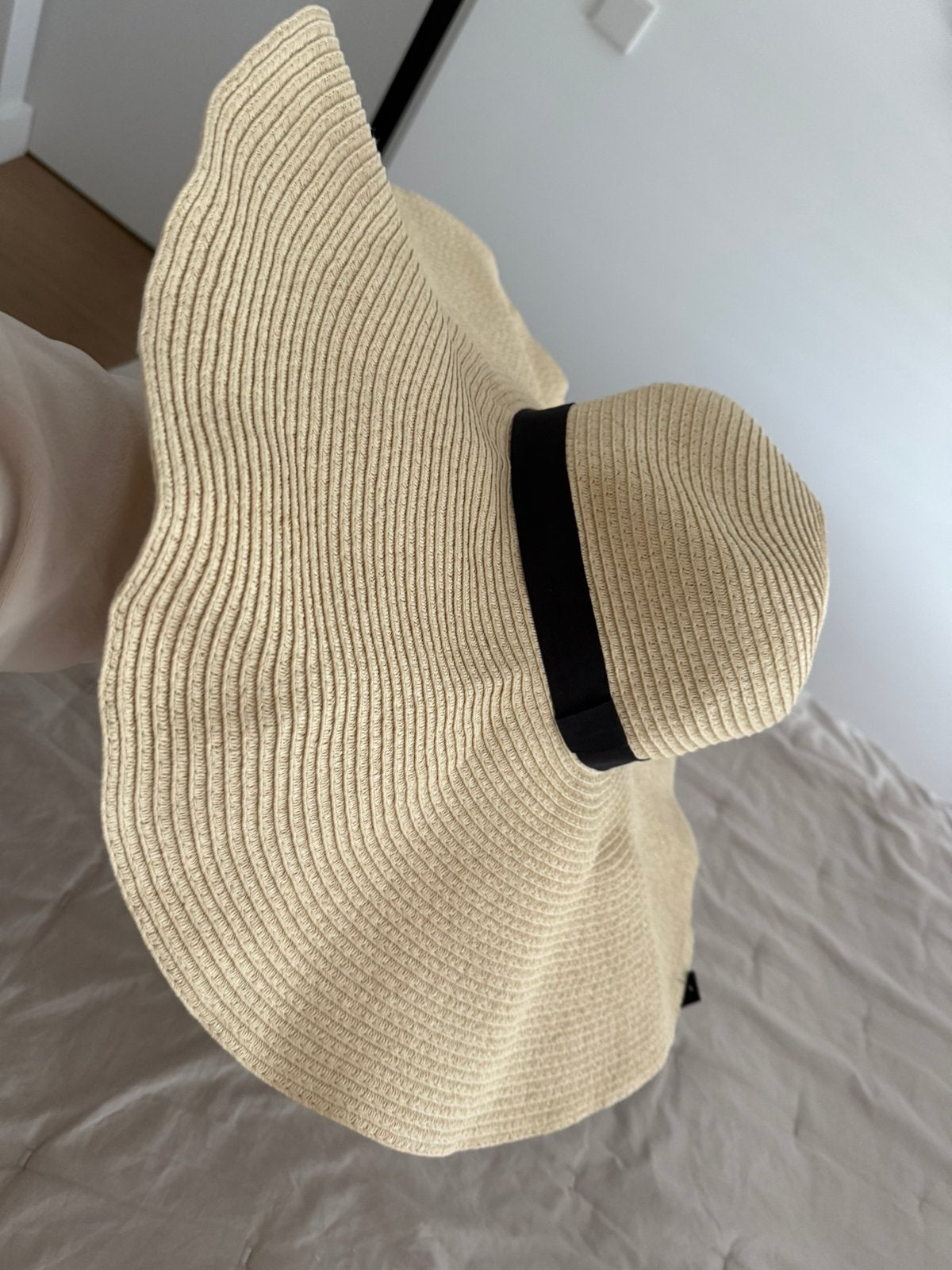 Nieuwe dames hoeden Mango, Kleding | Dames, Hoeden en Petten, Ophalen of Verzenden, Nieuw, One size fits all, Hoed