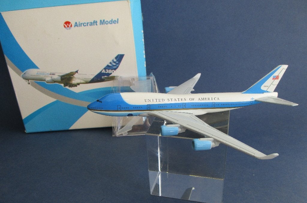 Boeing A380: W -Aircraft Model 16cm.  > Metaal -28000, Verzamelen, Verzenden
