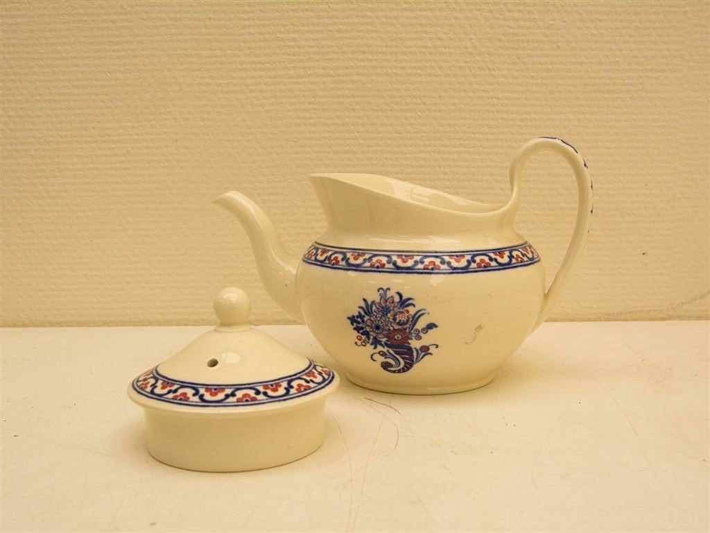 16 delig haddon wedgwoods thee servies 29557, Gebruikt, Ophalen of Verzenden, Bord(en), Overige stijlen
