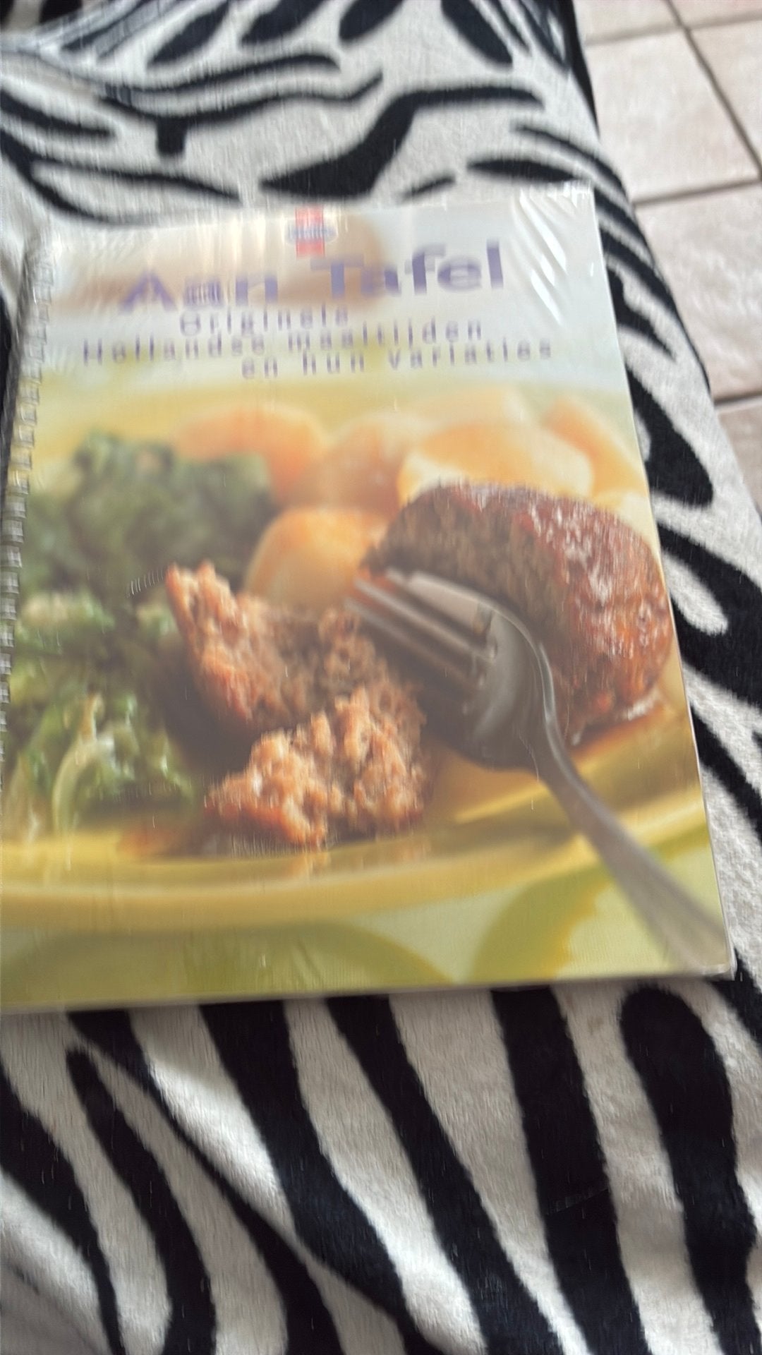 Aan tafel, Boeken, Ophalen, Zo goed als nieuw