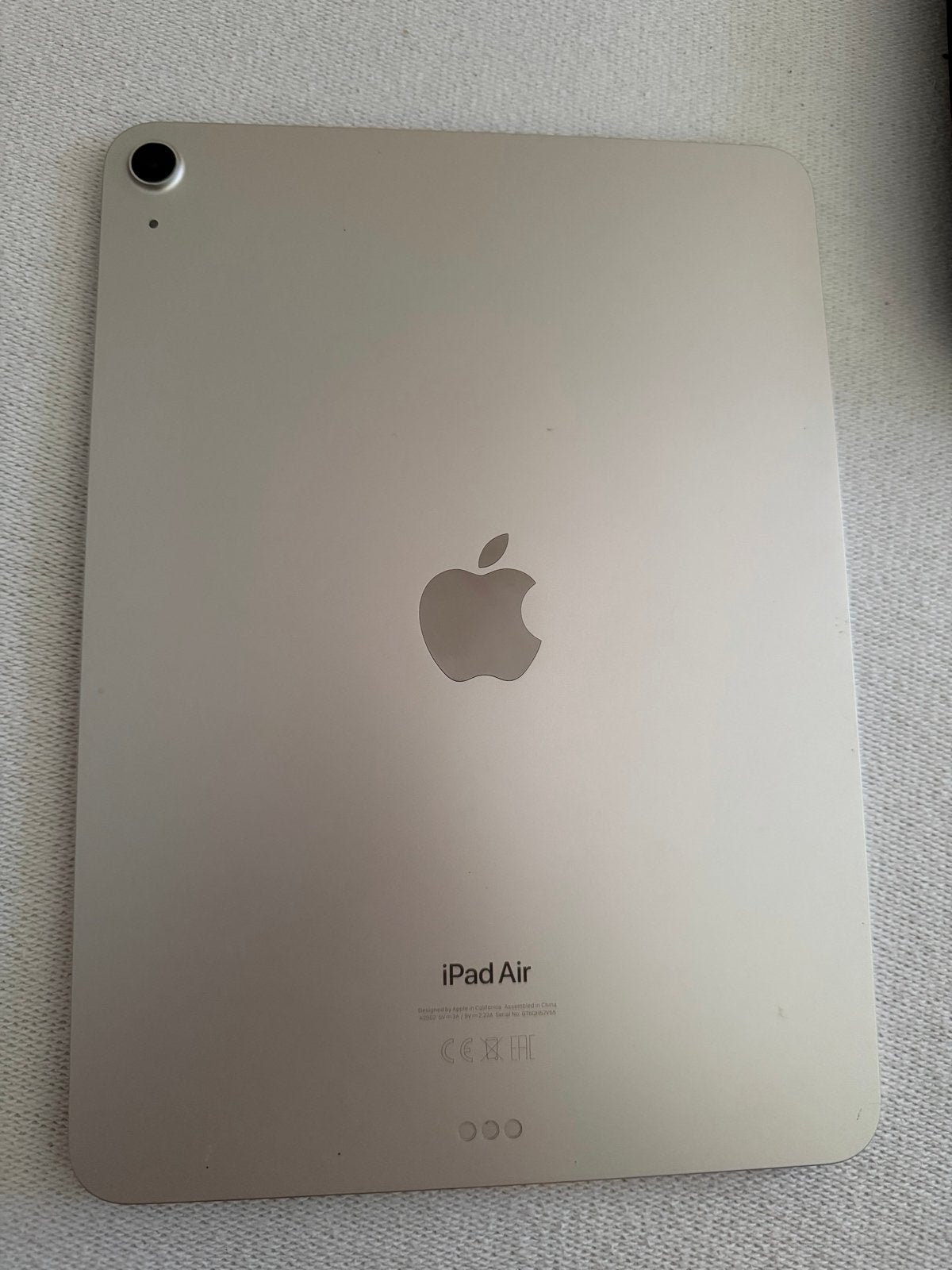 Apple iPad Air (5e generatie) 256gb Wi-Fi Starlight, Computers en Software, Apple iPads, Ophalen, Overige kleuren, Apple iPad Air