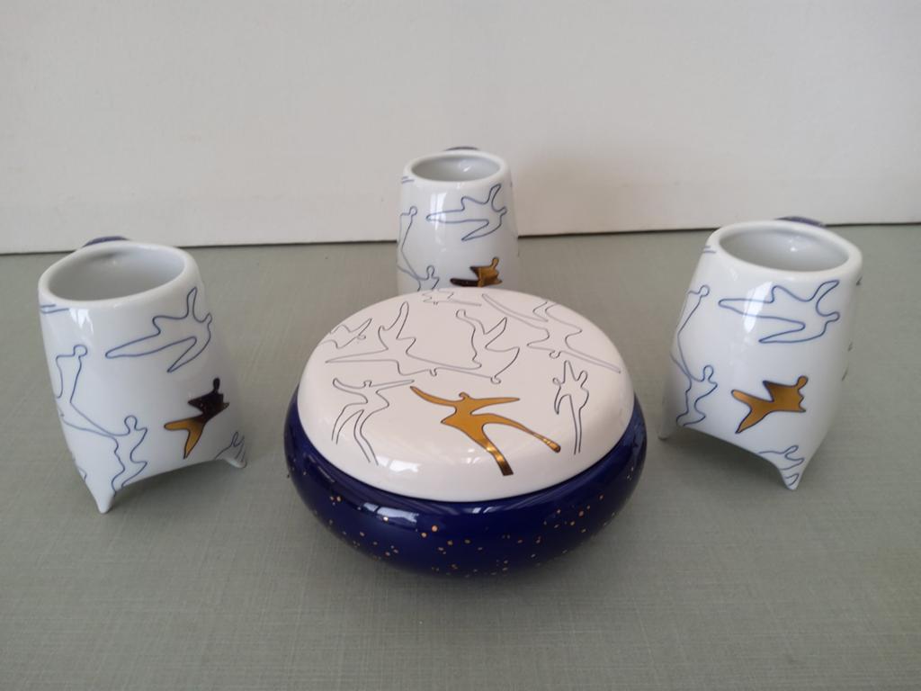 New Dutch Delft - Corry Ammerlaan - 3 Kopjes en Schaaltje, Antiek en Kunst, Ophalen of Verzenden
