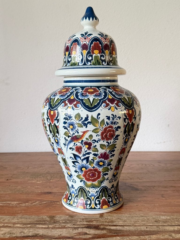 Dekselvaas /Urn - Grote Oud Delft polychroom dekselvaas, Ophalen of Verzenden