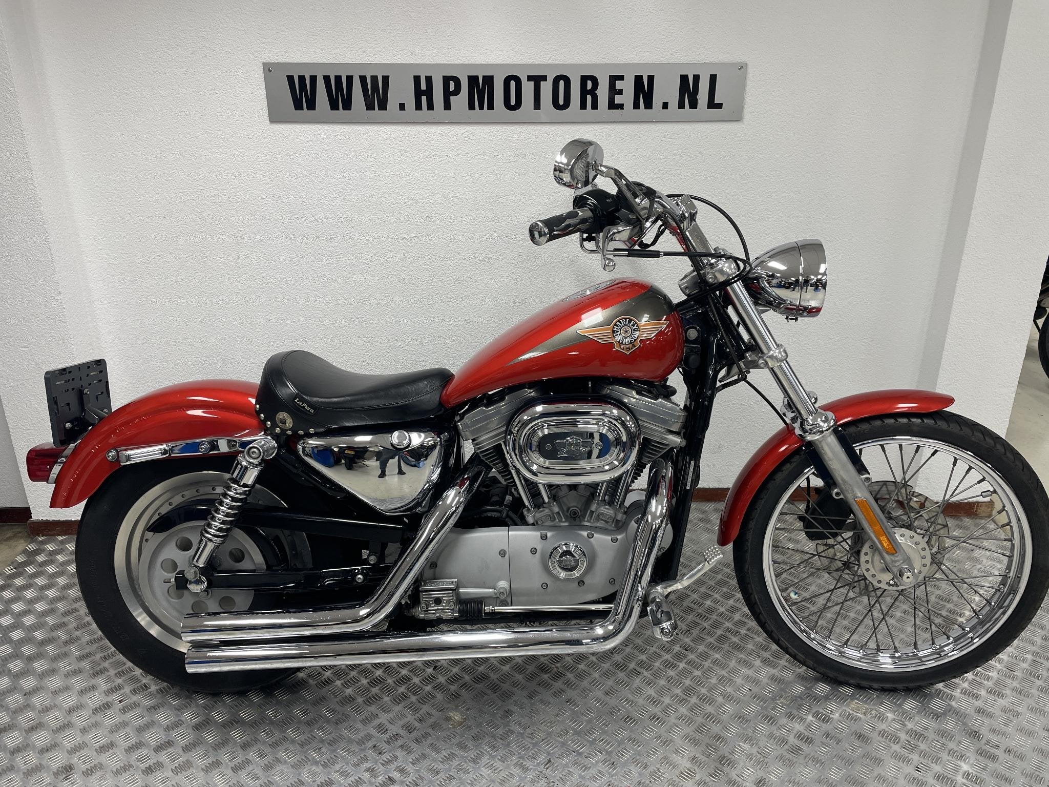 Harley Davidson XL 883 C CUSTOM 100 TH. ANNIVERSARY FLYING N, Motoren, Motoren | Harley-Davidson, Laan van Vredenoord 33
2289 DA  Rijswijk, NL