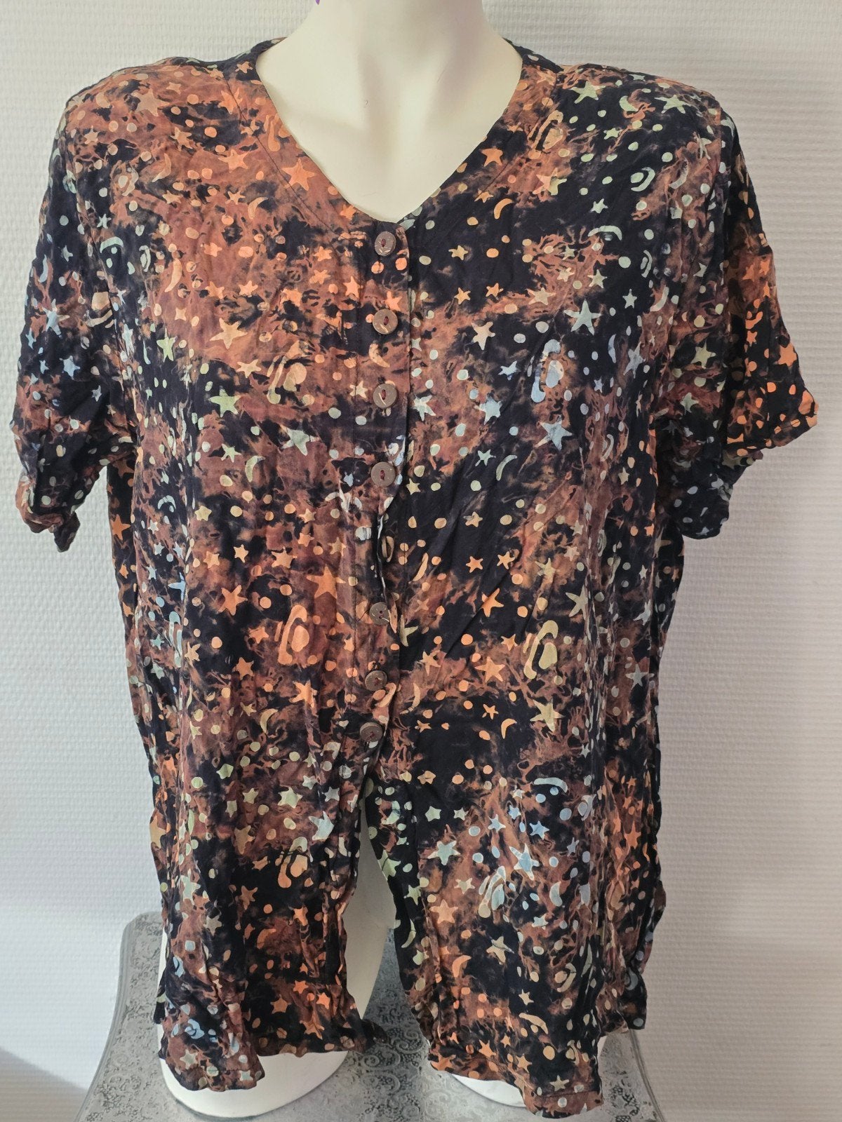 Anja Blouse met Sterren en Manen Print - Maat L, Meerkleurig, Anja, Maat 42/44 (L), Ophalen of Verzenden