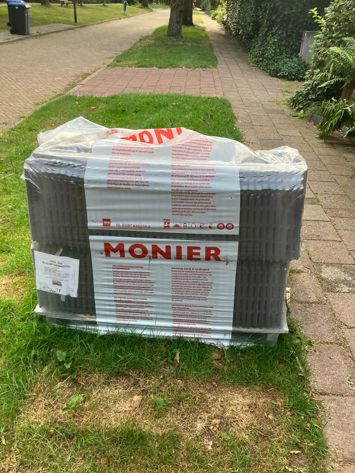 210 Monier ovh-206  Dakpannen blauw gesmoord, Ophalen, Steen of Klei, Zwart, Nieuw