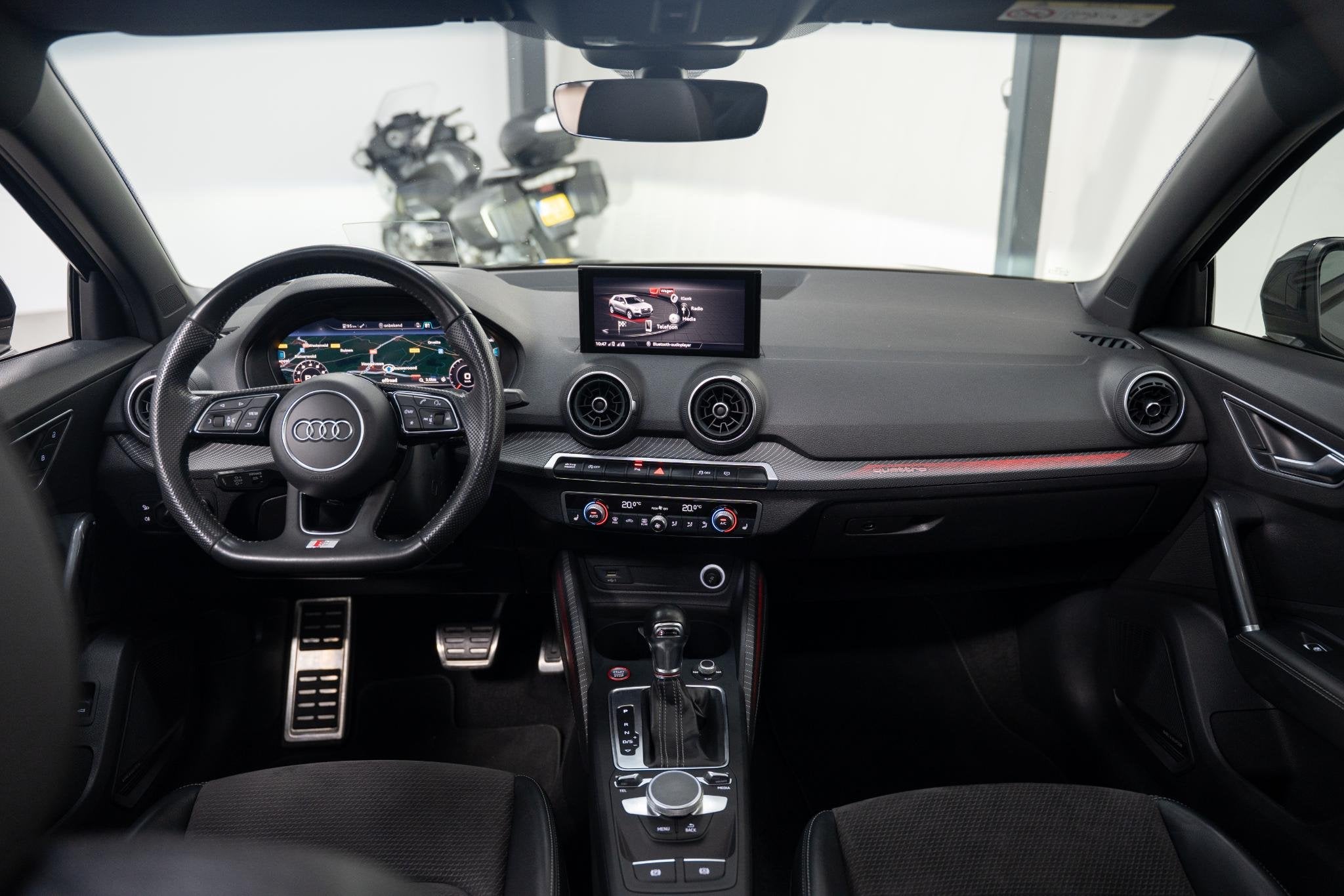 Audi SQ2 2.0 TFSI SQ2*PANO*ACC*LANE-ASS*VIRTUAL*HUD*B&O*CAM, Automaat, Gebruikt, 4 cilinders, Zwart