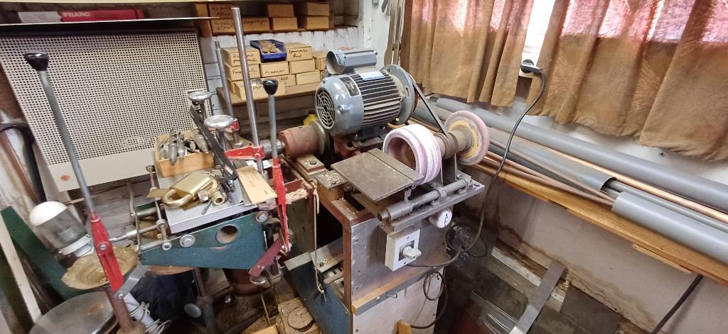 langgat boormachine met slijpsteen, Ophalen, Gebruikt, Boormachine