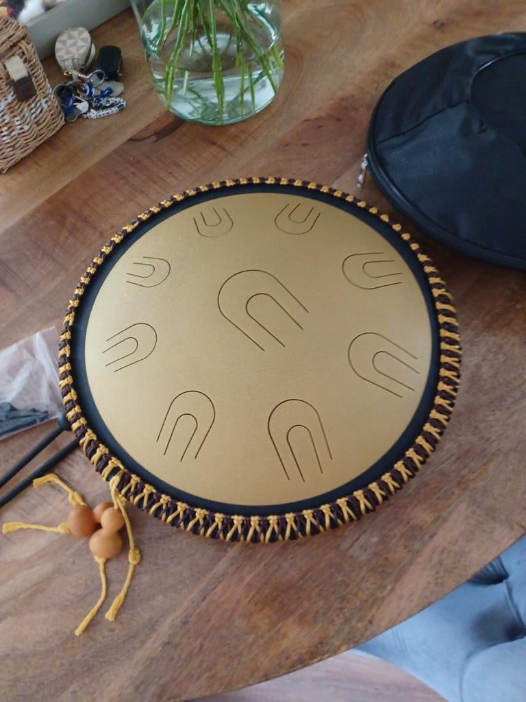 Gouden tongtrommel met stokken, Muziek en Instrumenten, Ophalen of Verzenden