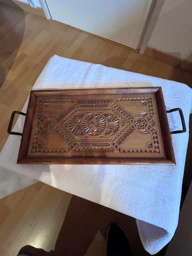 Antiek dienblad fries houtsnijwerk, Ophalen of Verzenden, Zo goed als nieuw, Rechthoekig, Hout