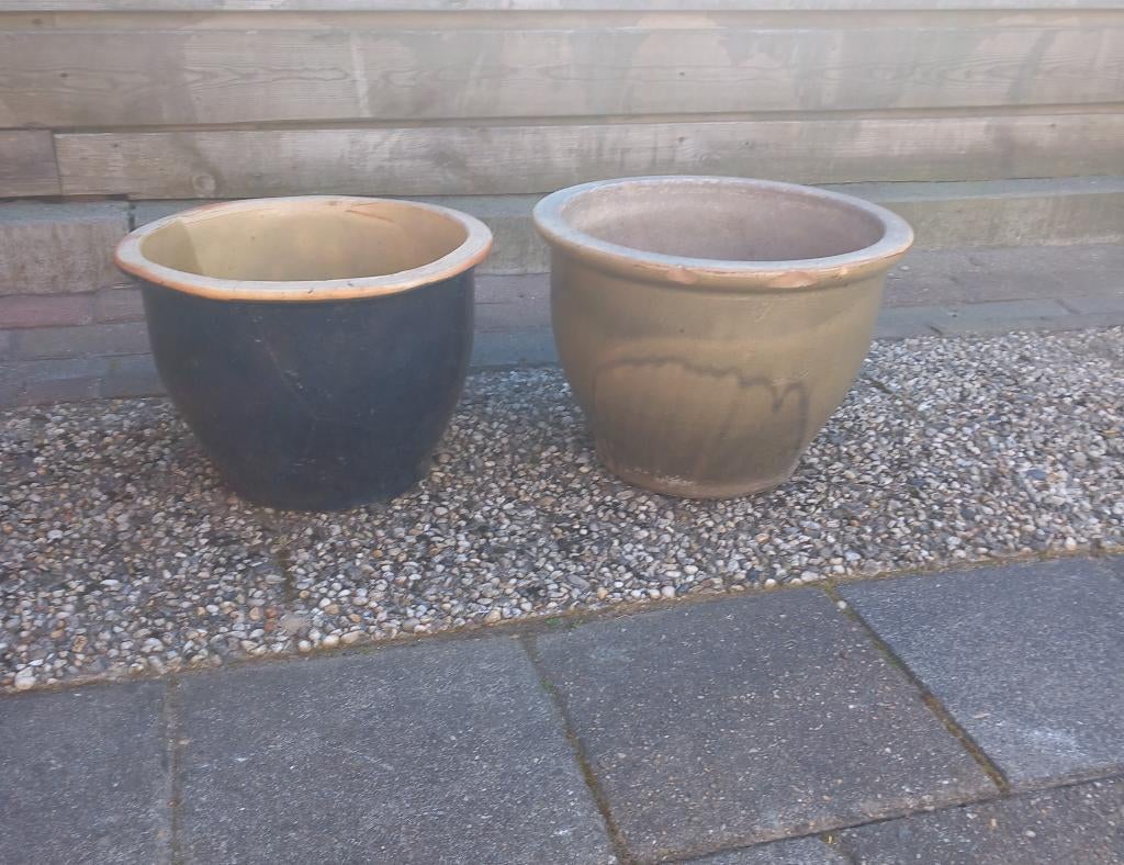 2 Stenen bloempotten, Tuin en Terras, Ophalen, Steen, Gebruikt, Rond