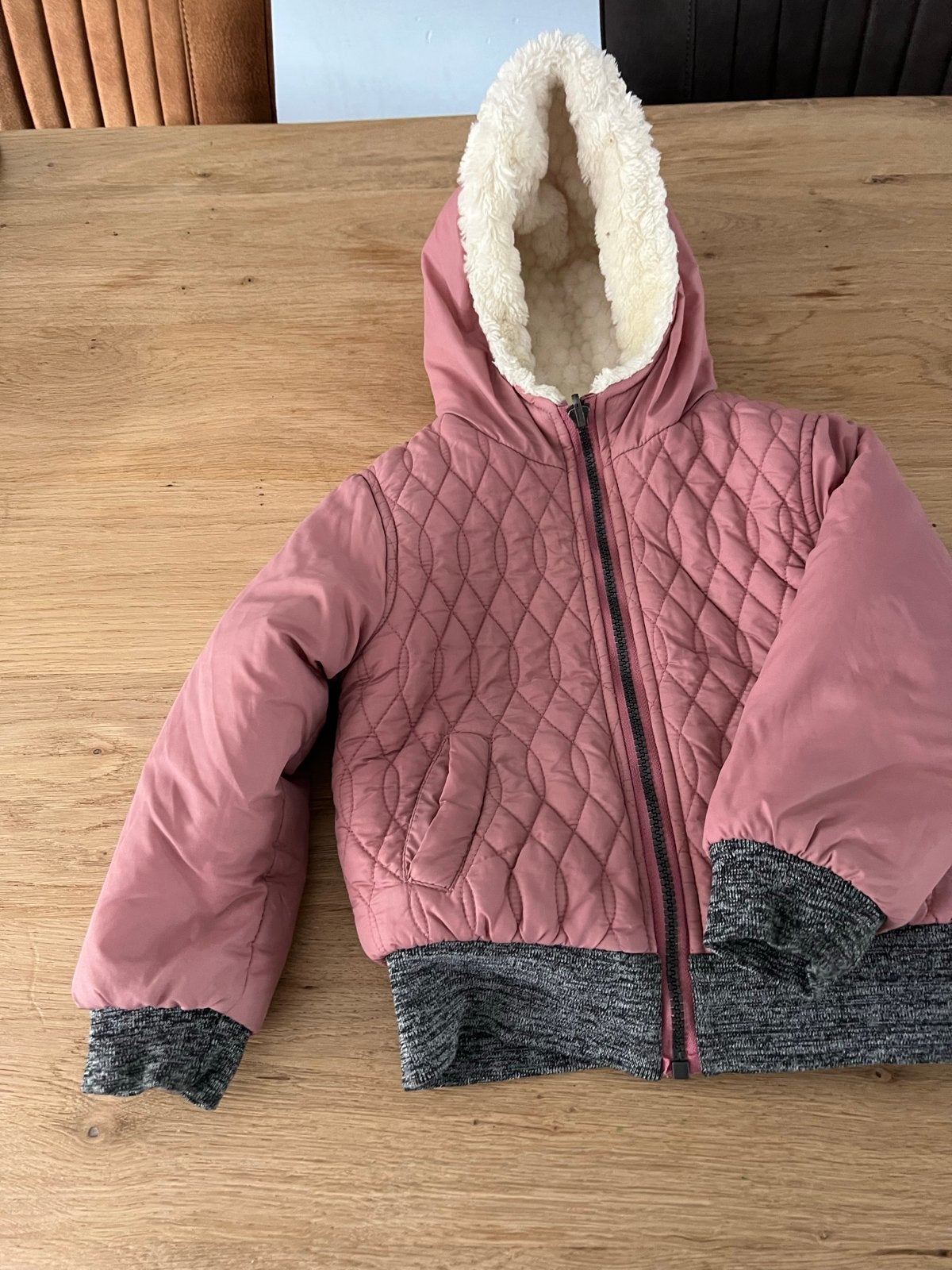 Roze winterjas met teddy voering - Maat 86, Ophalen of Verzenden, Zo goed als nieuw, Meisje