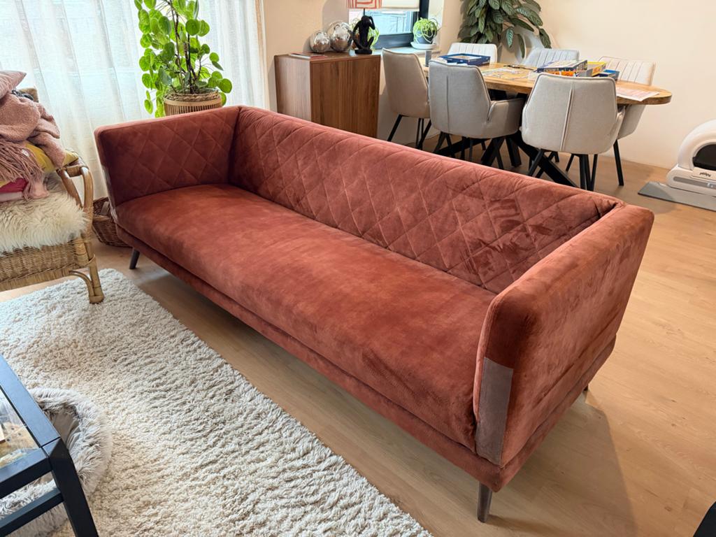 Oud roze fluwelen 3-zits bank met lichte beschadiging, Ophalen, Gebruikt, Driepersoons, 75 tot 100 cm