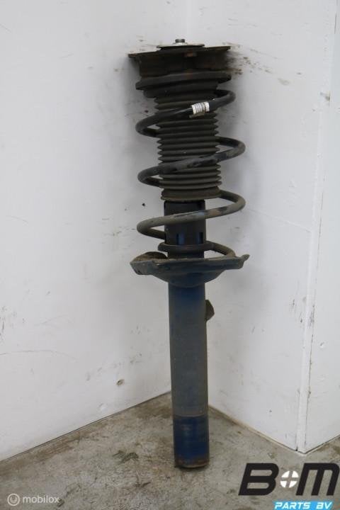 Schokbreker voorzijde kan L en R VW Golf 7 5Q0413023FH, Gebruikt
