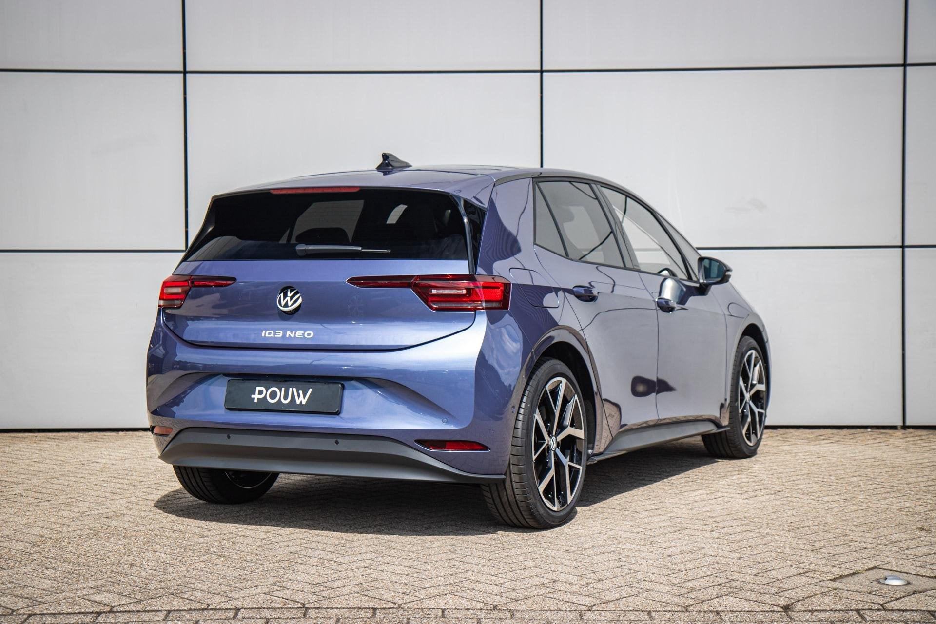 Volkswagen ID.3 Neo Style 190pk 58 kWh | 360 Camera | Massag, Automaat, 12 maanden, Achterwielaandrijving, Zwart
