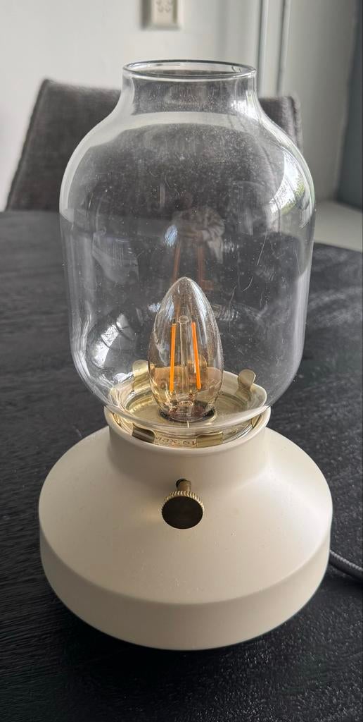 Stijlvolle tafellamp met glazen kap, Ophalen of Verzenden, Zo goed als nieuw, Glas, Minder dan 50 cm