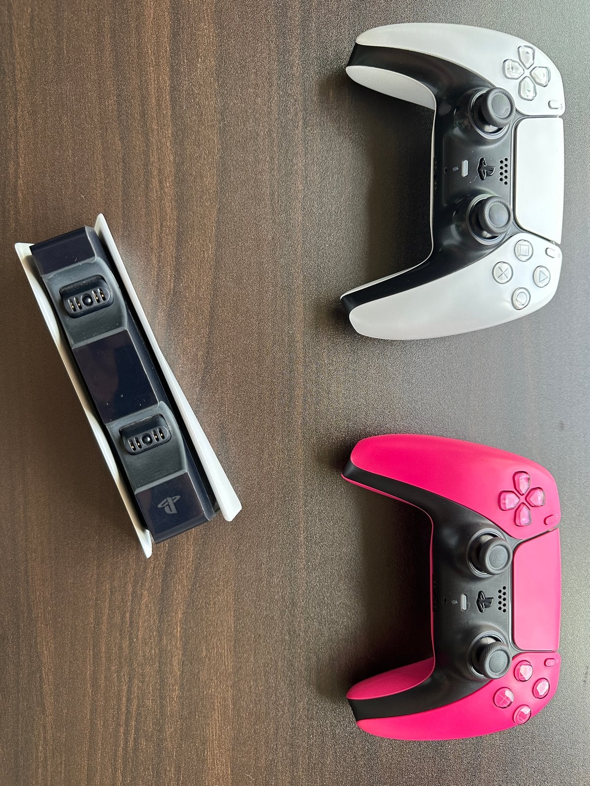 PS5 with 2 controllers, 2 spelers, Ophalen, Zo goed als nieuw