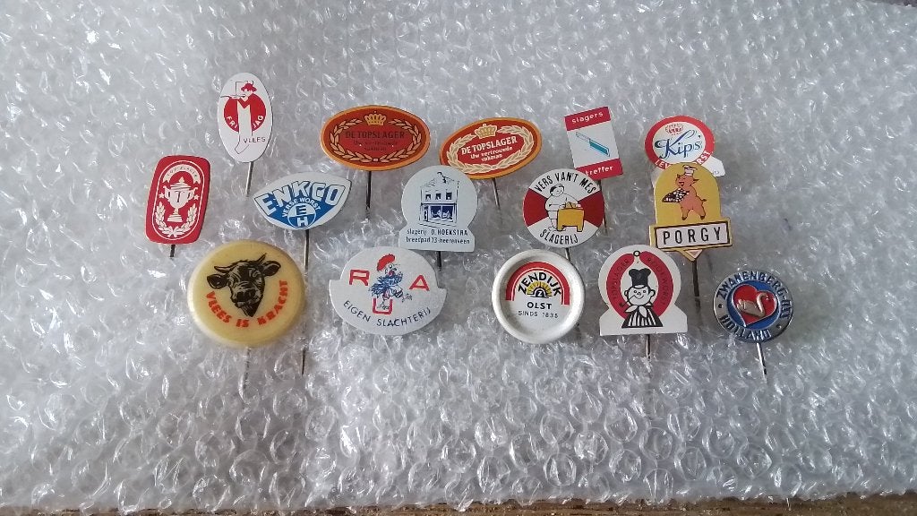 15 verschillende speldjes vlees, vleeswaren, slagerijen., Ophalen of Verzenden, Zo goed als nieuw, Overige onderwerpen