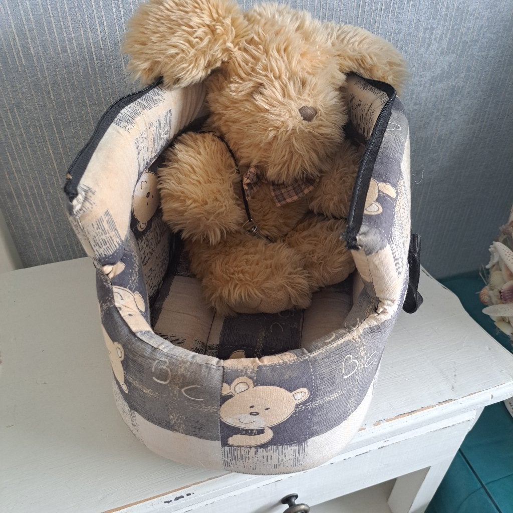 Hondenmandje voor kleine hond., Ophalen, Zo goed als nieuw, Stof