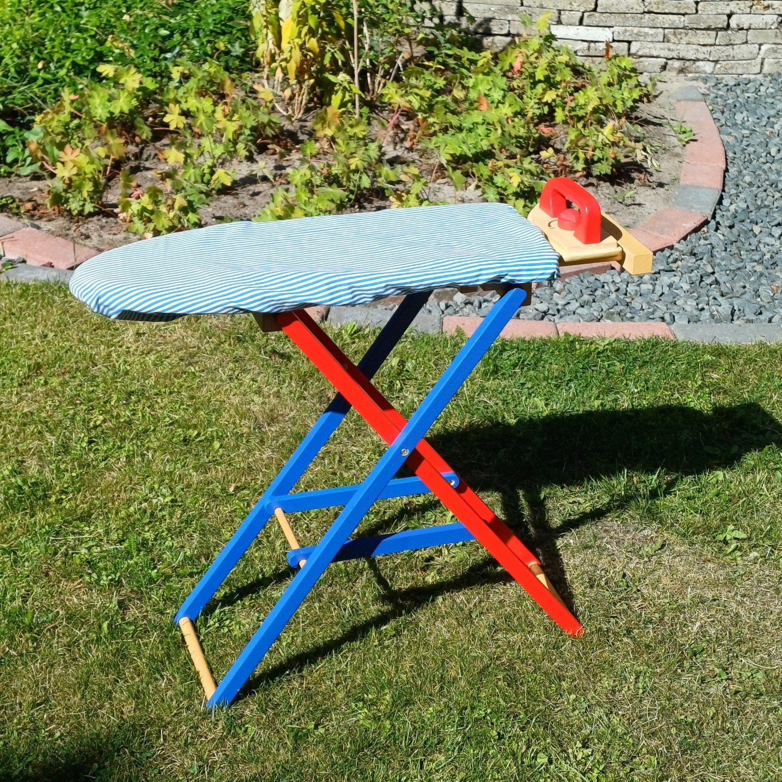 Houten speelgoed strijkplank, Kinderen en Baby's, Speelgoed | Houten speelgoed, Ophalen of Verzenden, Zo goed als nieuw, Overige typen