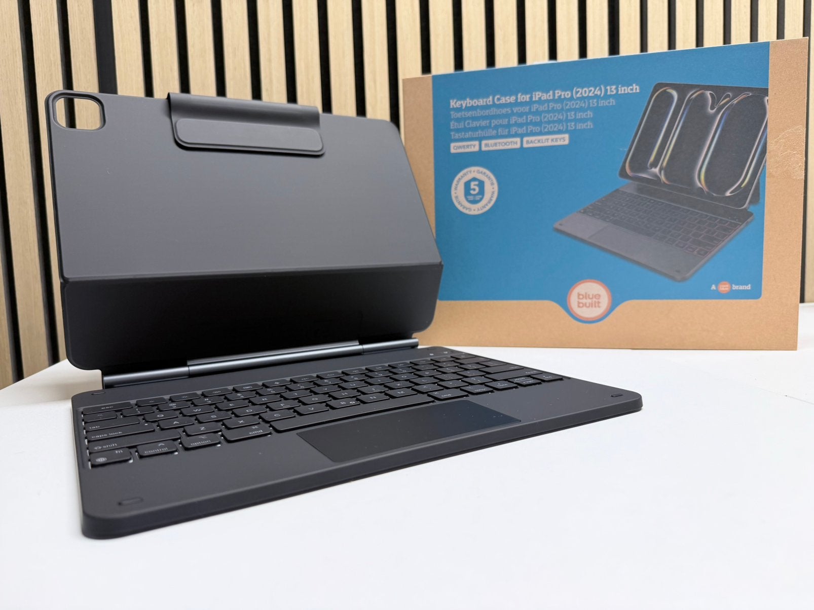 BlueBuilt Keyboard Case iPad Pro 13” M4 / M5 QWERTY - NIEUW, Computers en Software, Apple iPads, 13 inch of meer, Apple iPad, Zwart