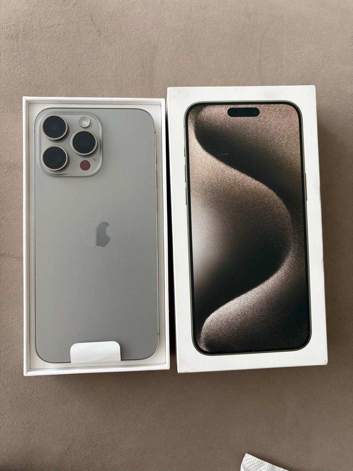 iPhone 15 Pro Max 256GB Naturel Titanium - Zo goed als nieuw, Telecommunicatie, Mobiele telefoons | Apple iPhone, 256 GB, IPhone 15 Pro Max