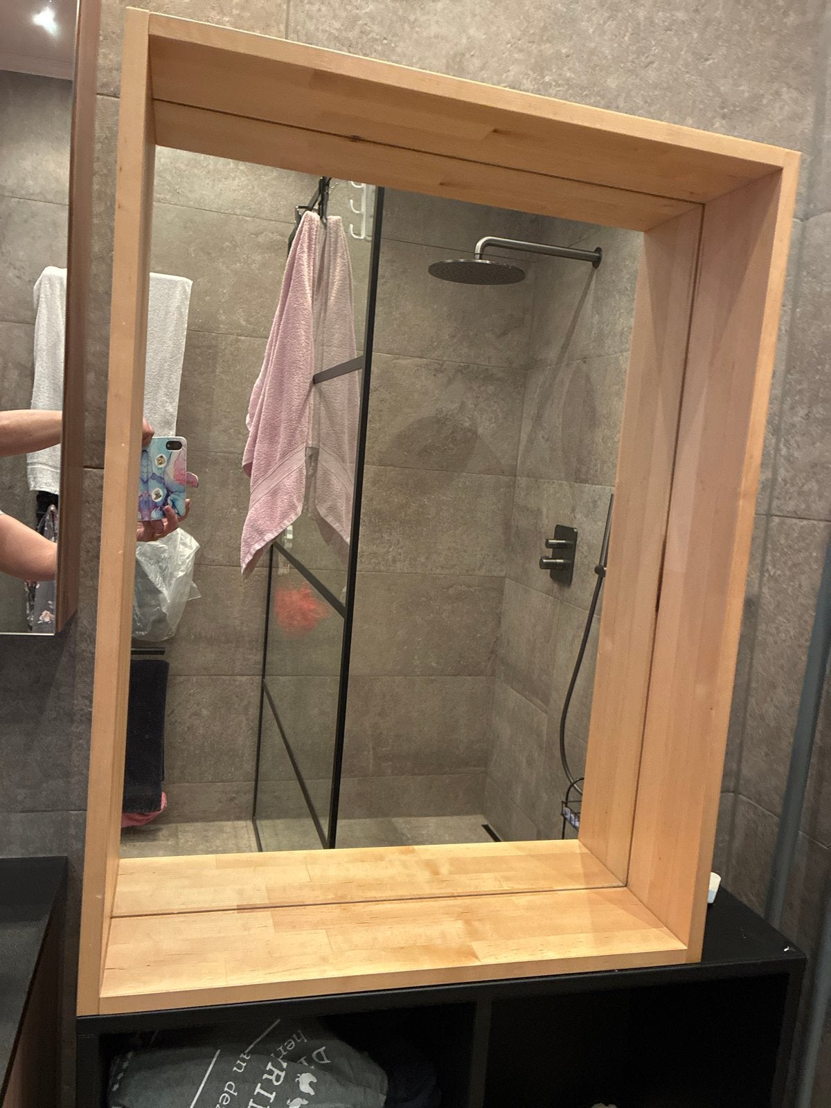 IKEA Molger spiegel met stevig houten frame, Huis en Inrichting, Woonaccessoires | Spiegels, Ophalen, 100 tot 150 cm, Zo goed als nieuw