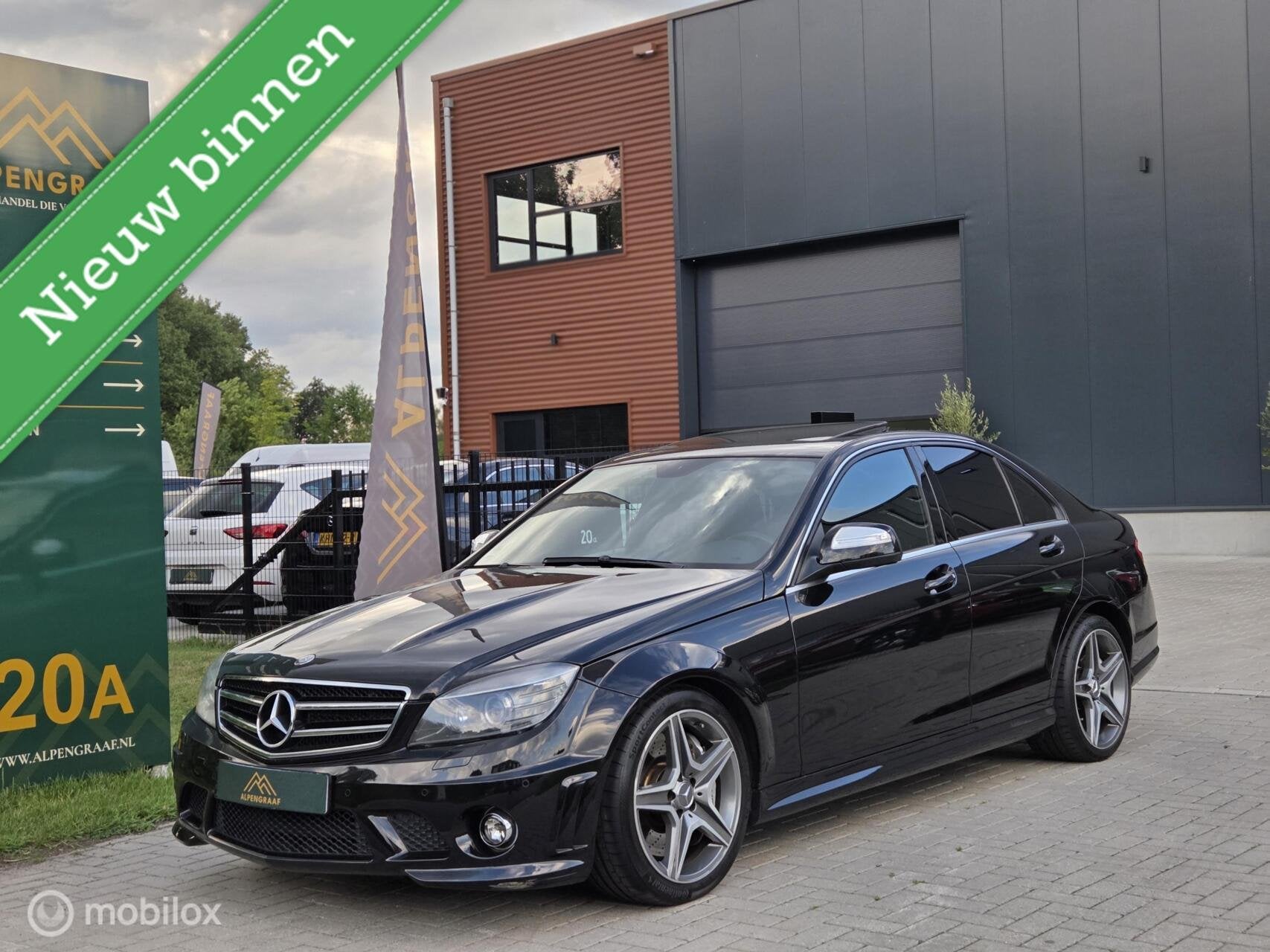Mercedes C-klasse AMG 63 97.338KM Dealeronderhouden., Auto's, Achterwielaandrijving, Zwart, Leder, Bedrijf